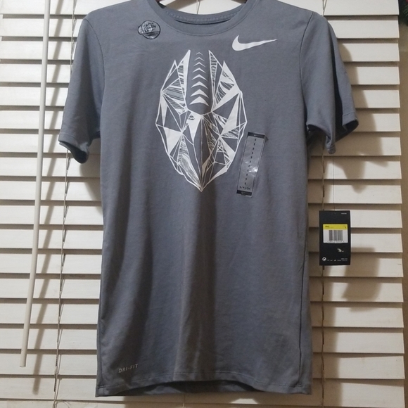 nike football tee